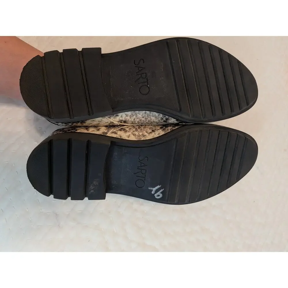 Franco Sarto Snakeskin Leather Loafers Size 8 Chunky Lug Sole Slip On Flats